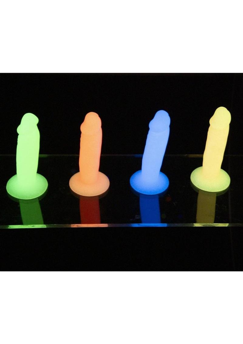 Silly Willy Glow In The Dark 3.3" Silicone Dildo